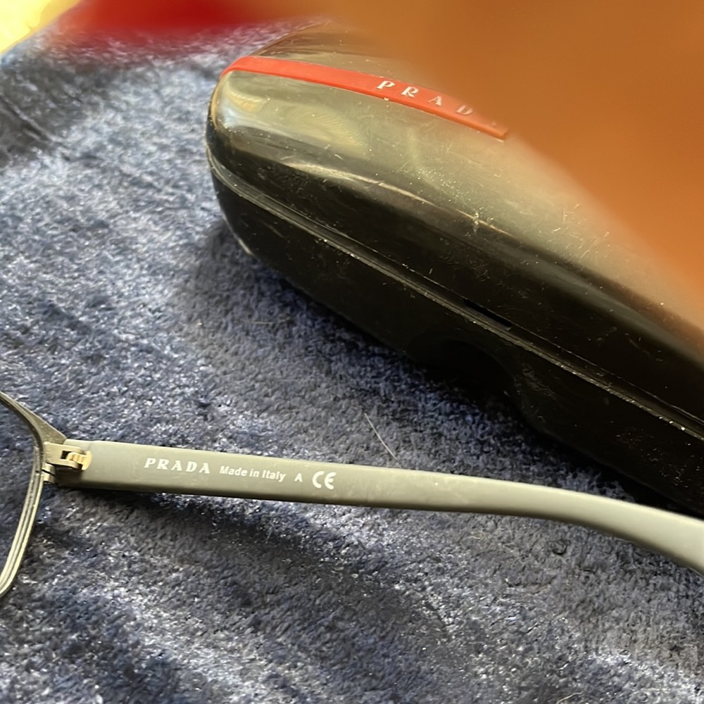 PRADA prescription Men's or woman's glasses and case - Picture 5 of 9